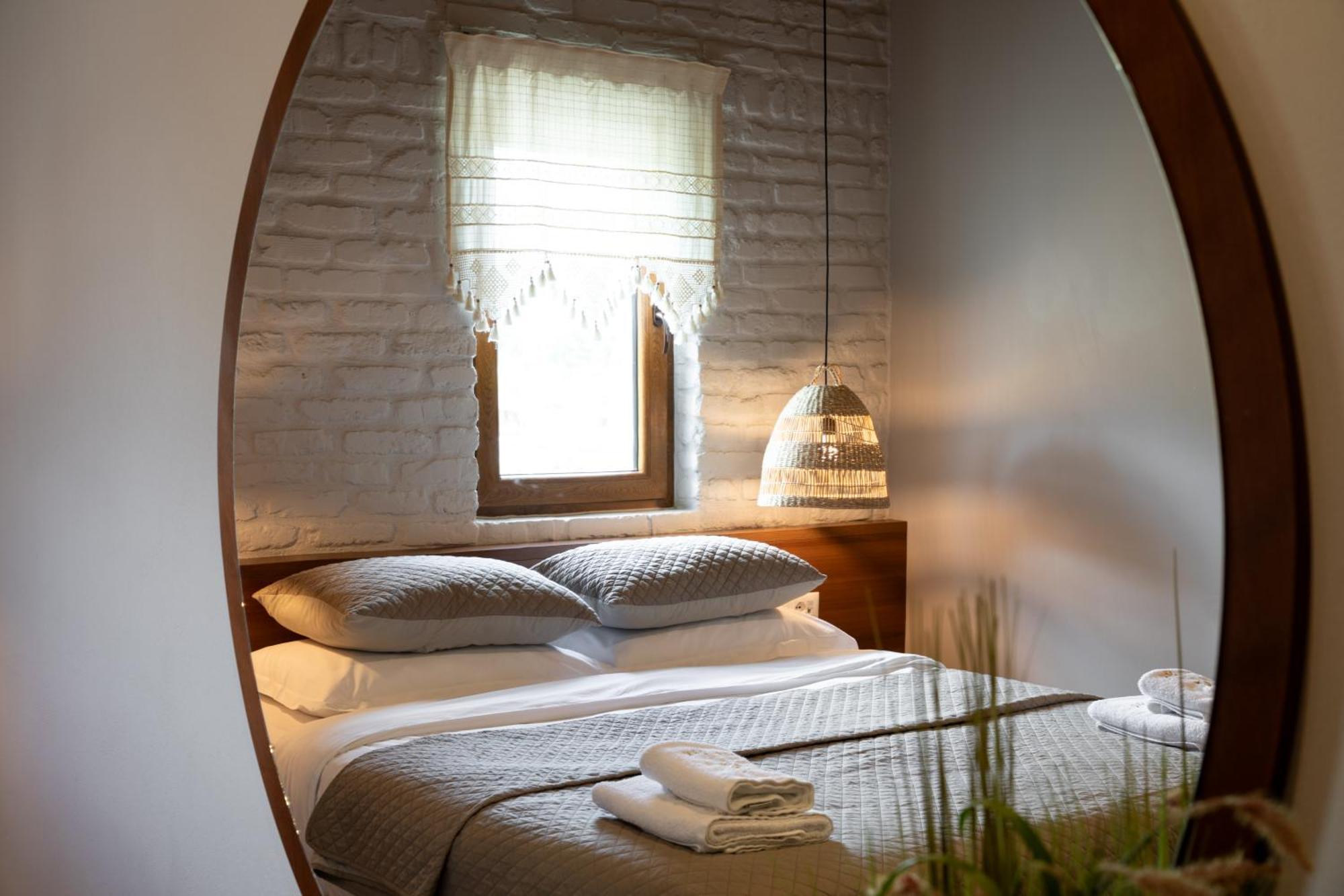 Gjirokastër The Stone Sky Hotel מראה חיצוני תמונה