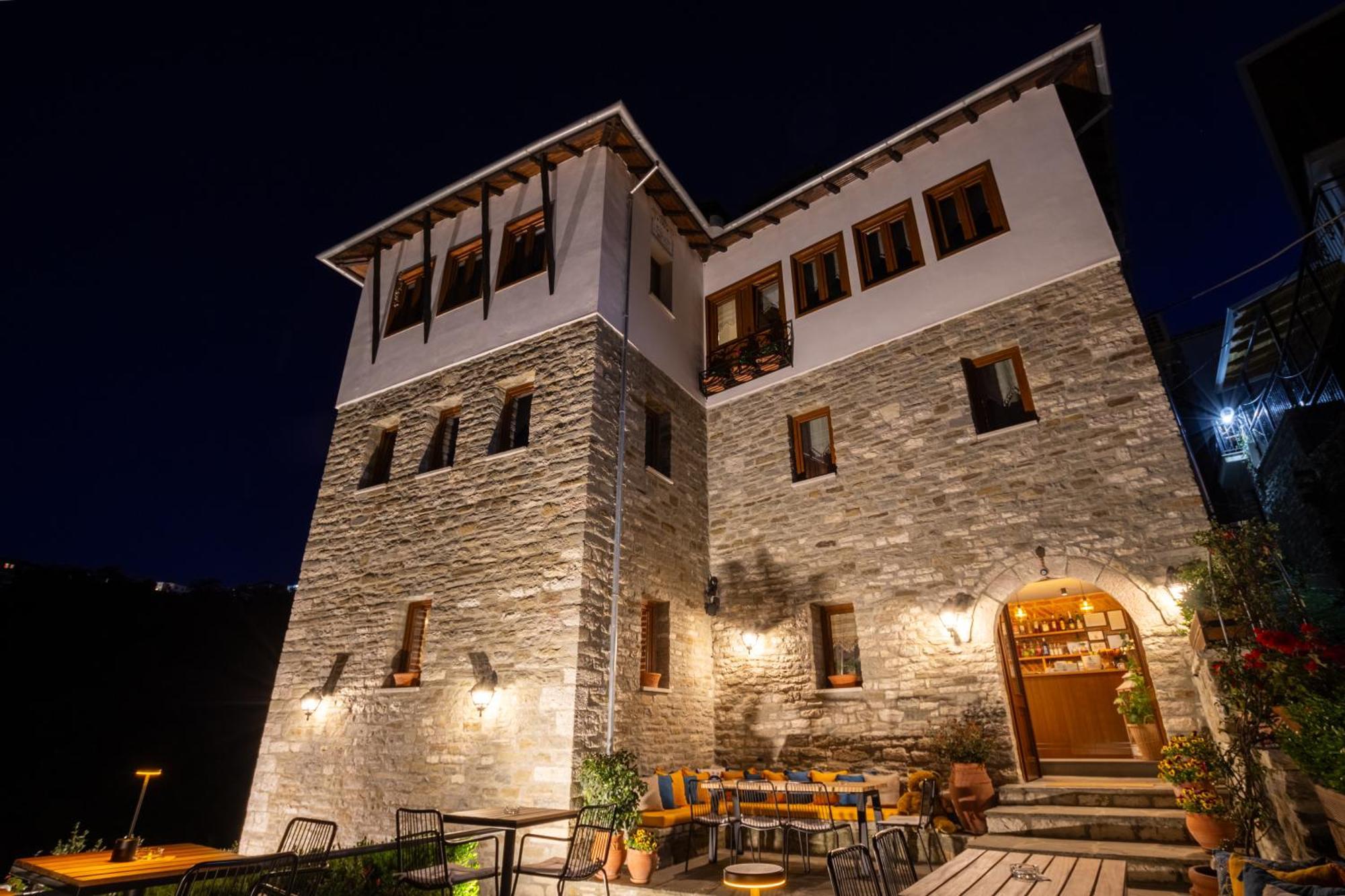 Gjirokastër The Stone Sky Hotel מראה חיצוני תמונה