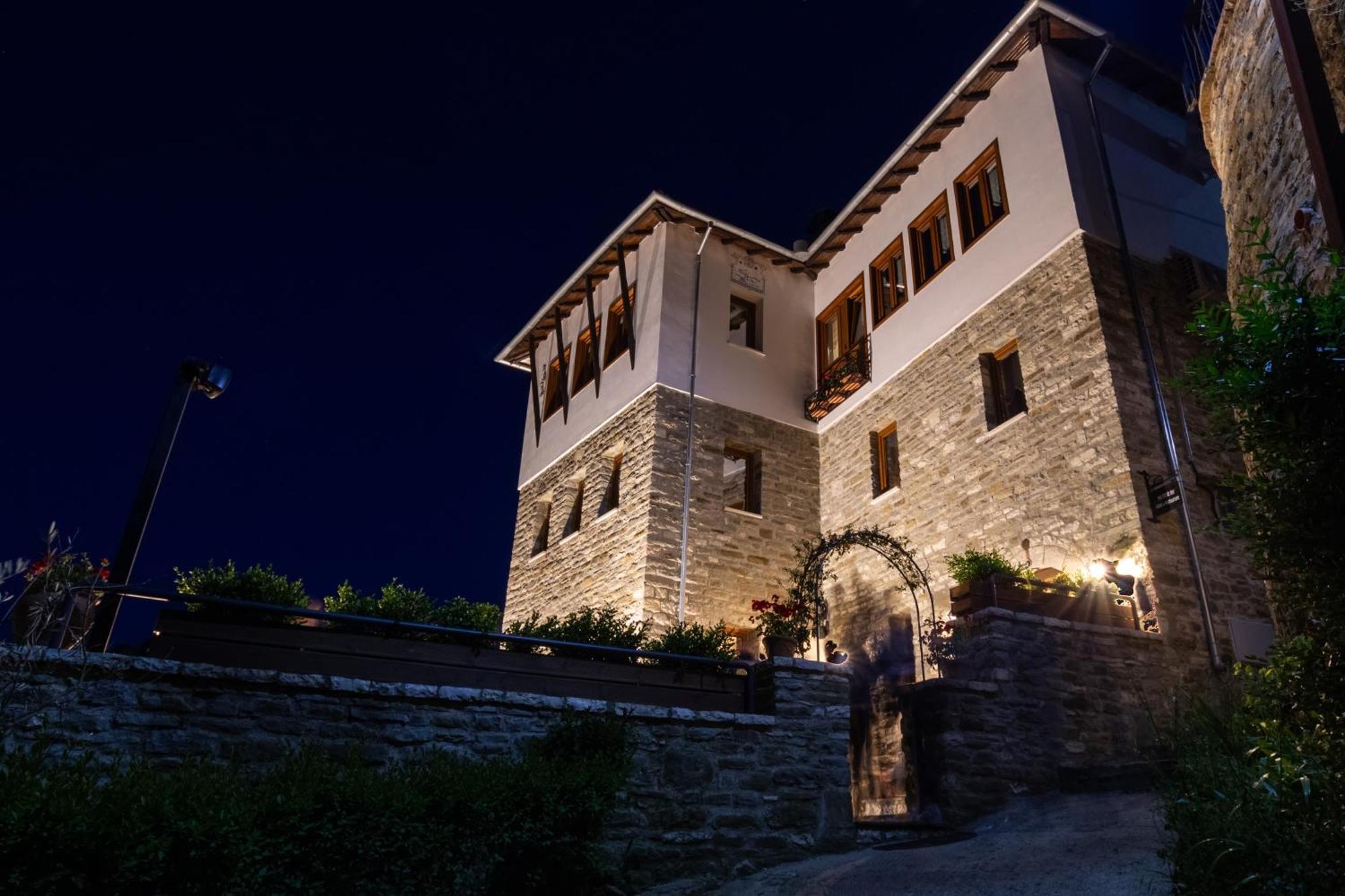Gjirokastër The Stone Sky Hotel מראה חיצוני תמונה